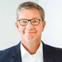 Steffen Groth