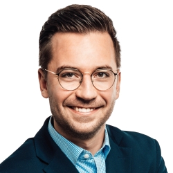 Dennis Kahl